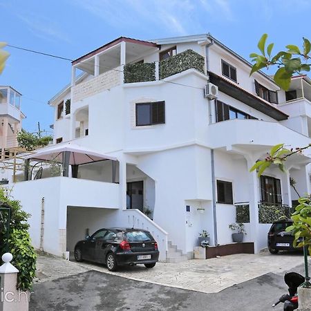 טרוגיר Apartments Bagaric מראה חיצוני תמונה