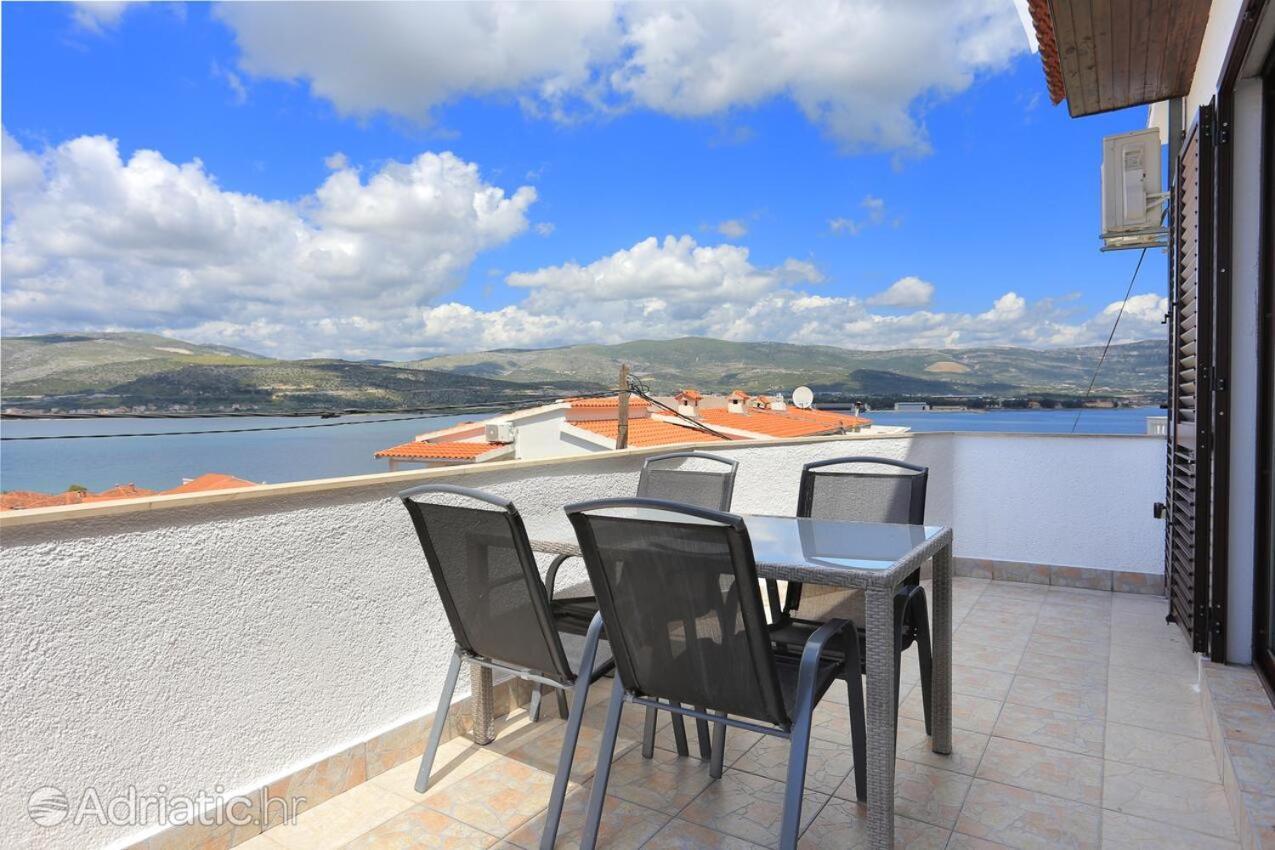 טרוגיר Apartments Bagaric מראה חיצוני תמונה