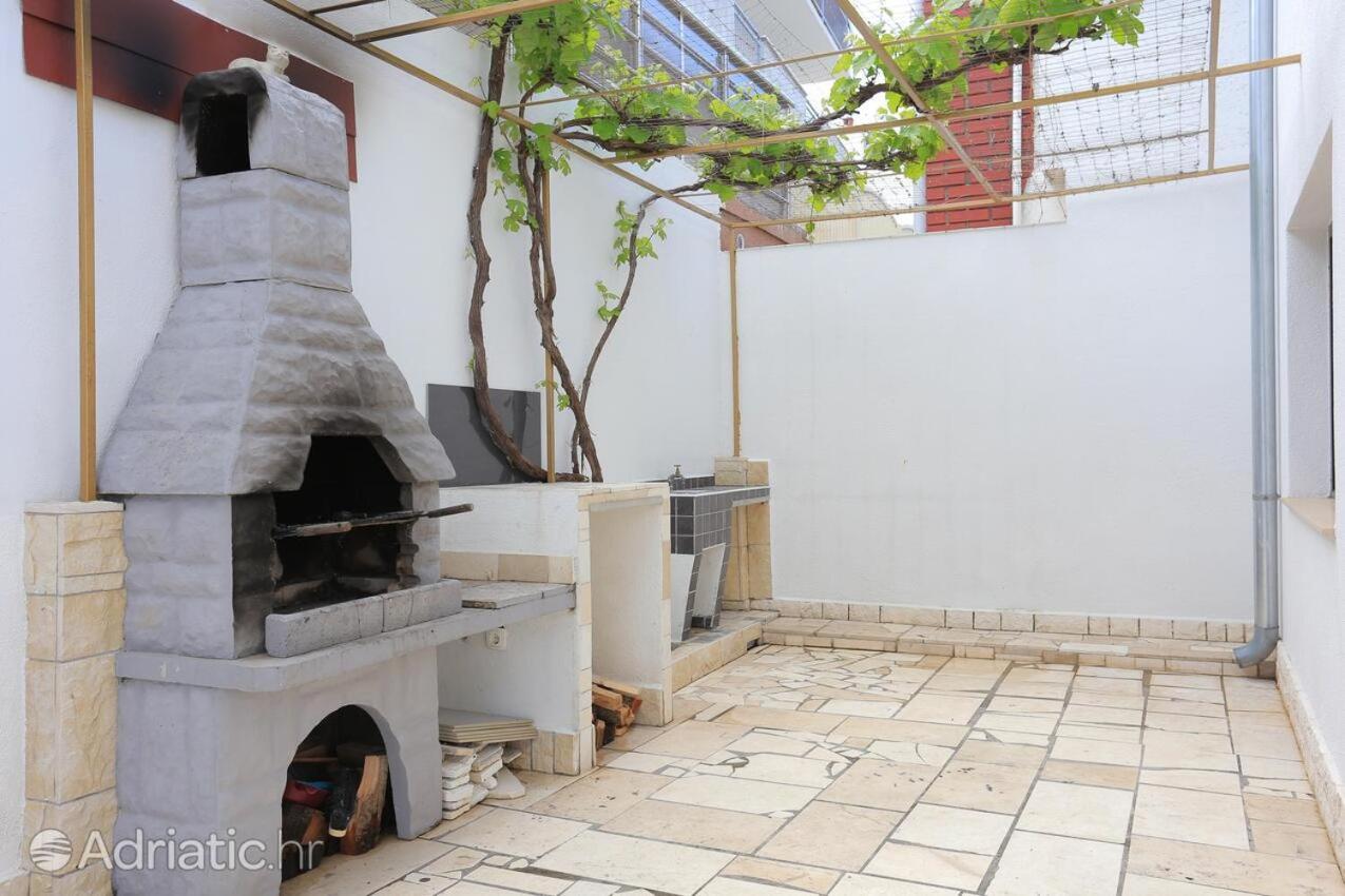 טרוגיר Apartments Bagaric מראה חיצוני תמונה