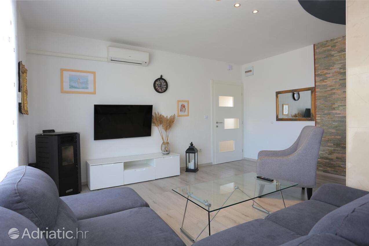 טרוגיר Apartments Bagaric מראה חיצוני תמונה