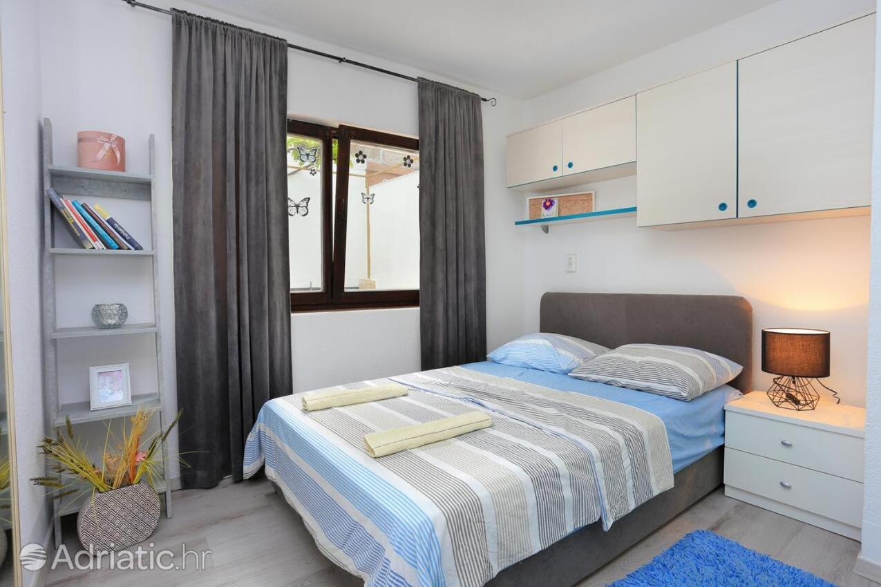 טרוגיר Apartments Bagaric מראה חיצוני תמונה