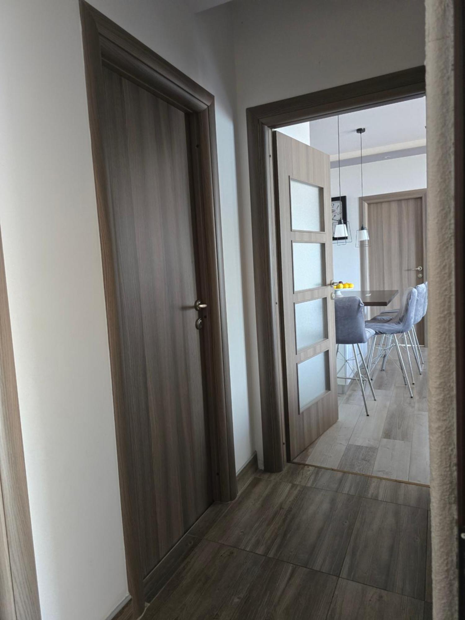 טרוגיר Apartments Bagaric מראה חיצוני תמונה