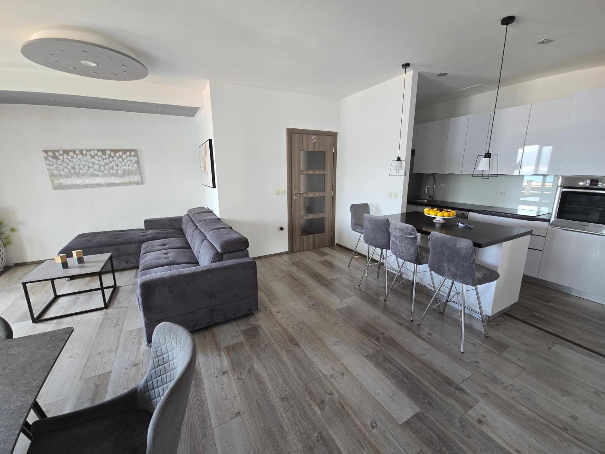 טרוגיר Apartments Bagaric מראה חיצוני תמונה