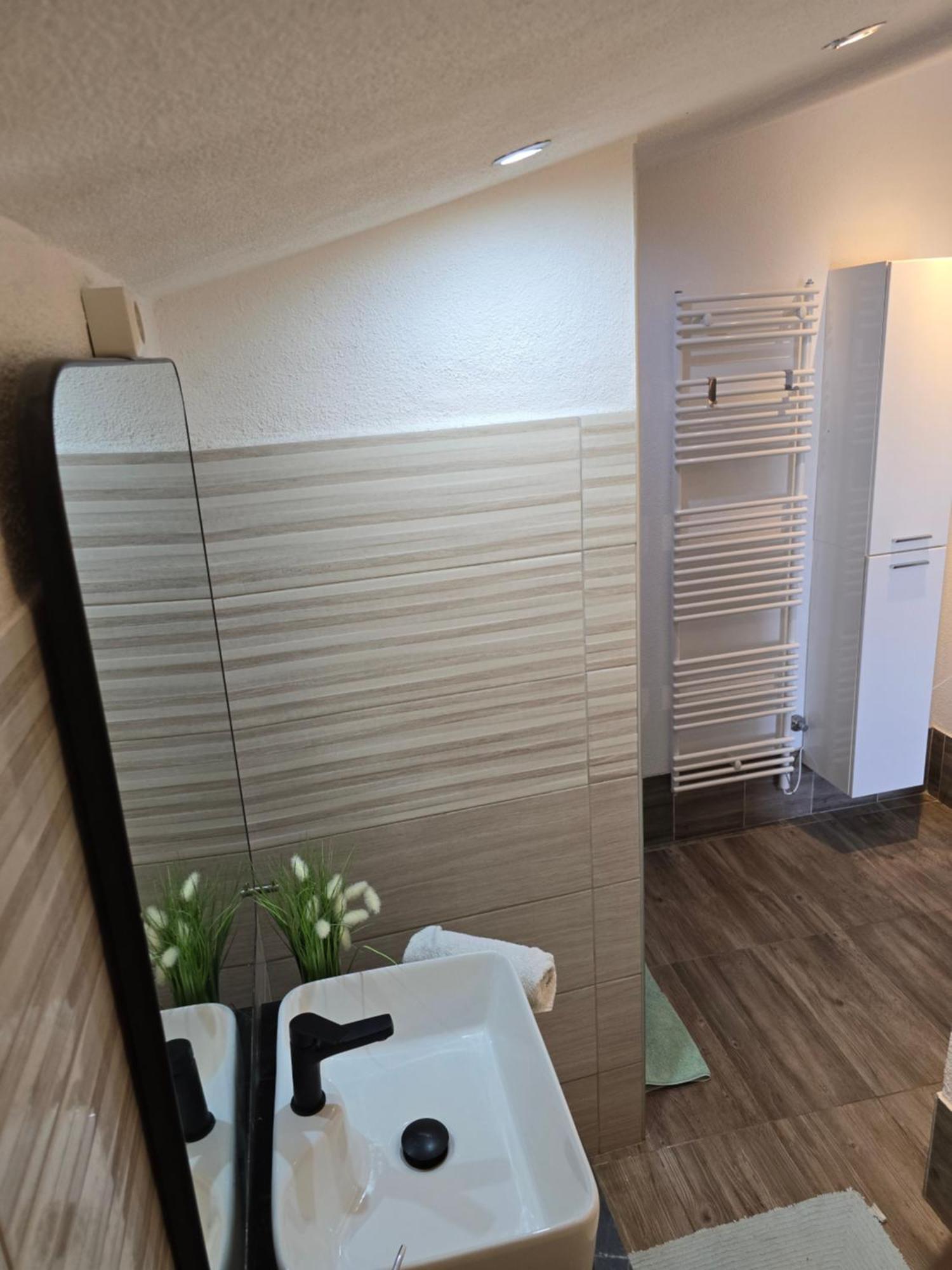טרוגיר Apartments Bagaric מראה חיצוני תמונה