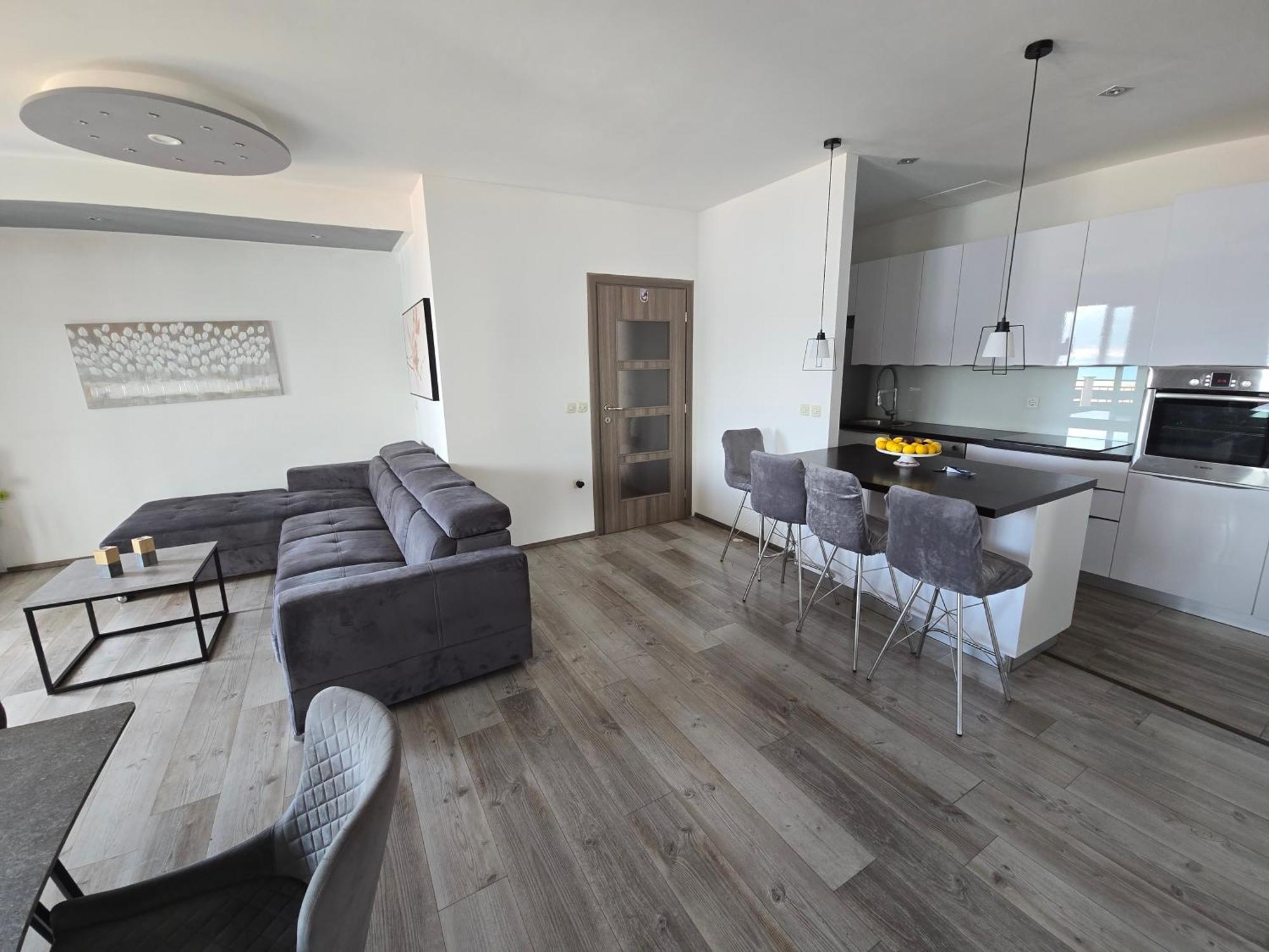 טרוגיר Apartments Bagaric מראה חיצוני תמונה